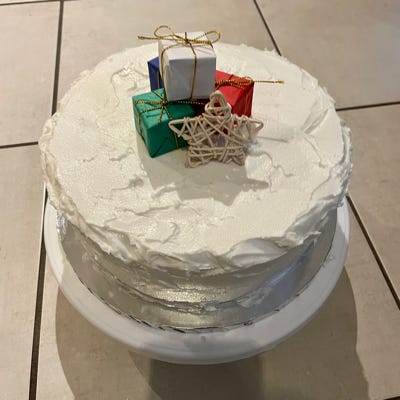 Handcrafted Cakes - Presents Christmas Cake (2022)